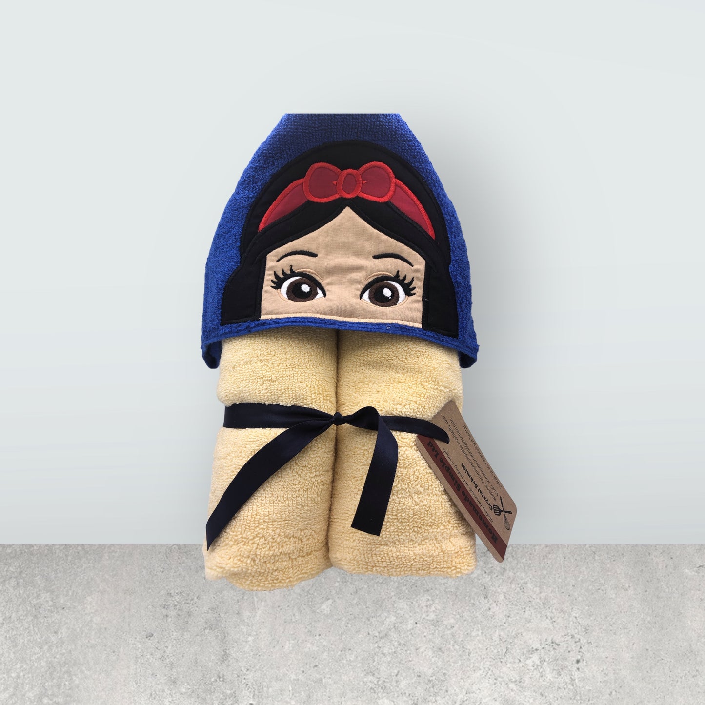 Snow White Hooded towel